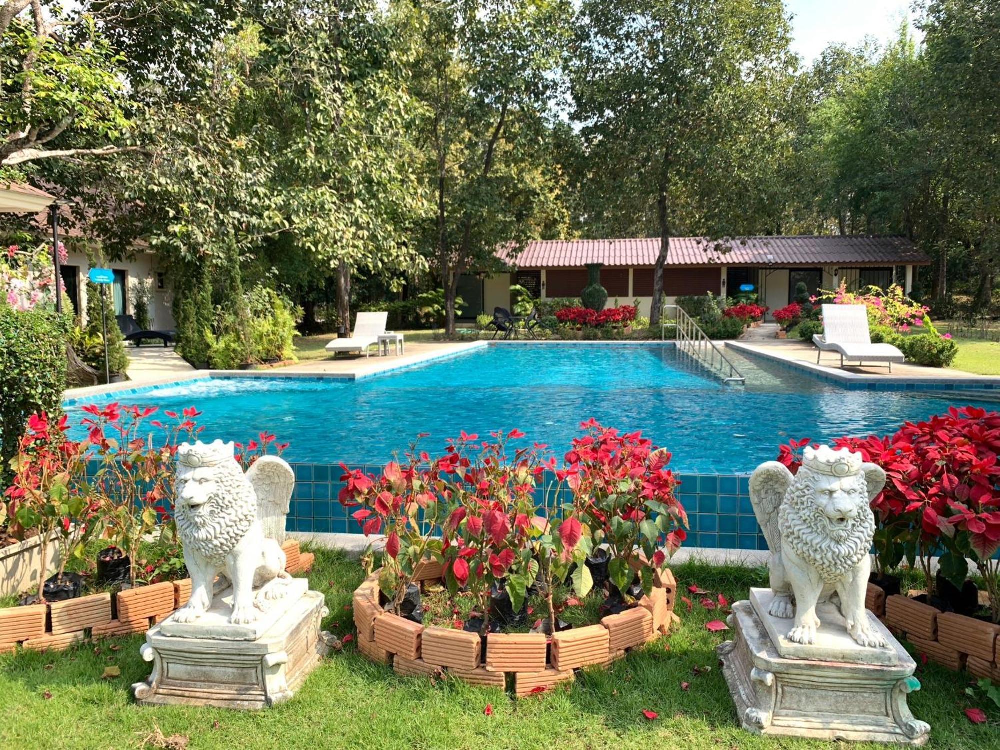 Baan Pingkan Wellness Resort San Kamphaeng Zewnętrze zdjęcie