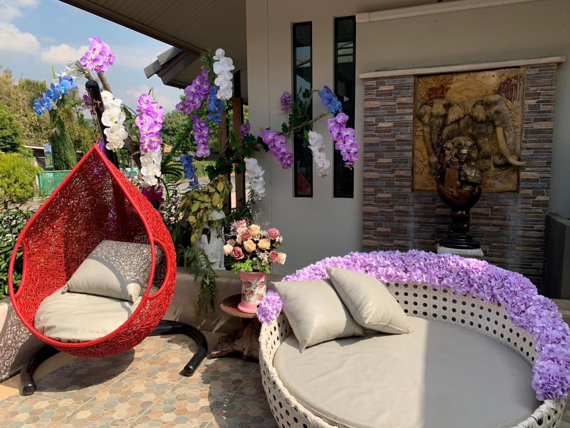 Baan Pingkan Wellness Resort San Kamphaeng Zewnętrze zdjęcie