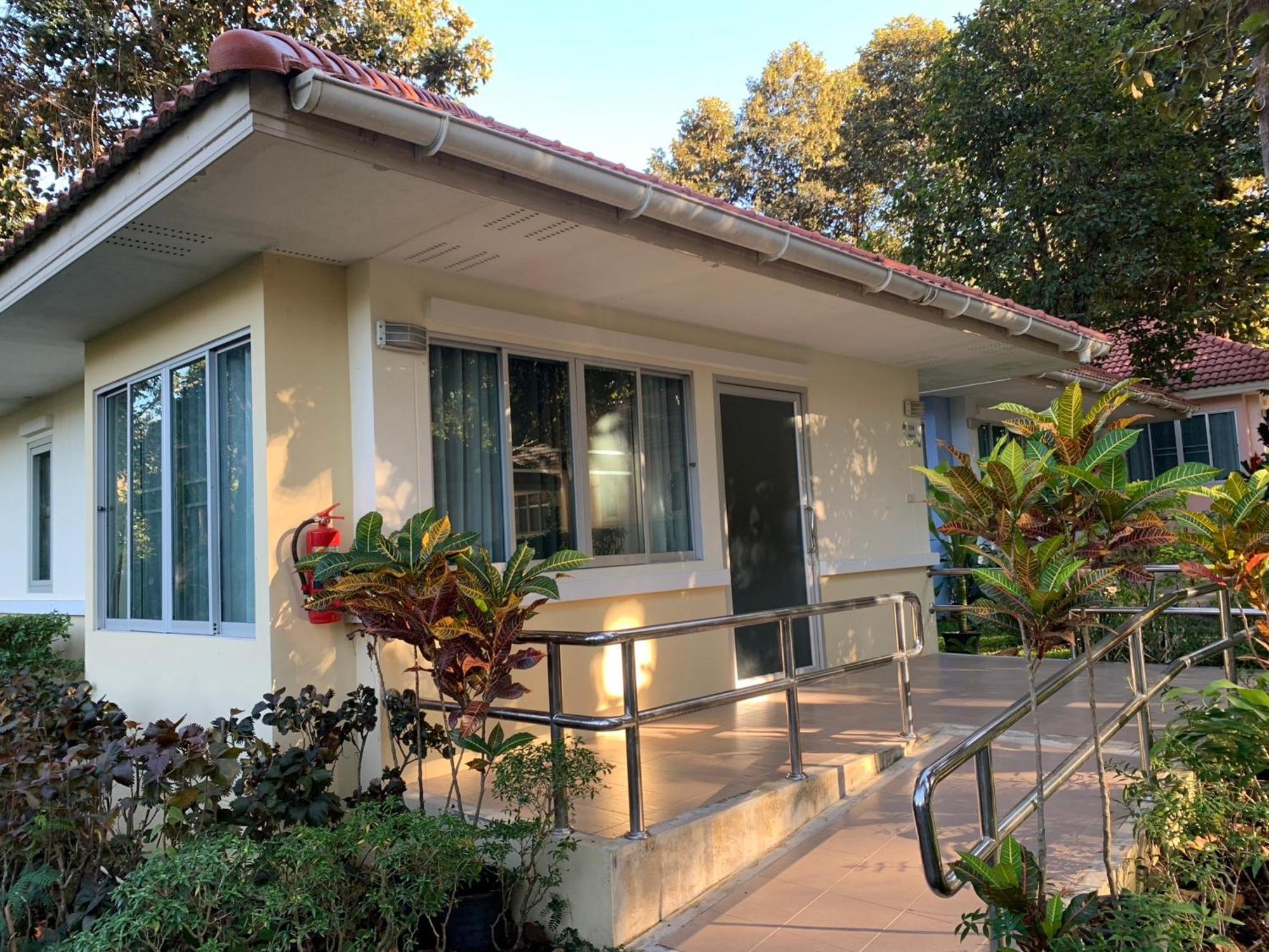 Baan Pingkan Wellness Resort San Kamphaeng Zewnętrze zdjęcie