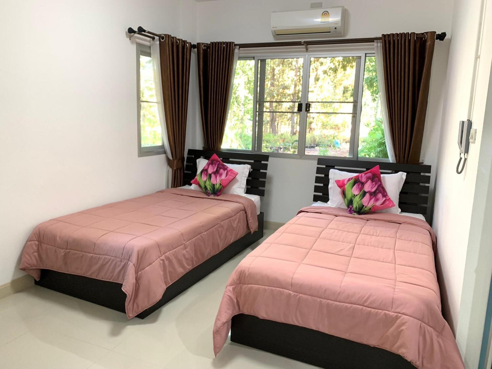 Baan Pingkan Wellness Resort San Kamphaeng Zewnętrze zdjęcie